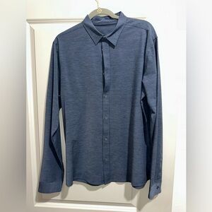 VUORI MENS XL LONG SLEEVE BUTTON DOWN